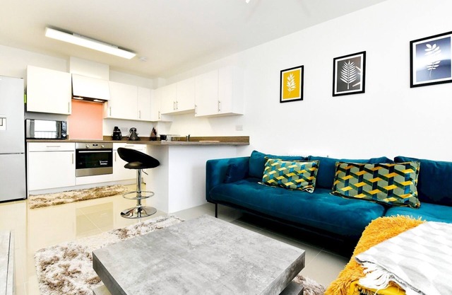 Pass the Keys | Sleek 1 Bed Apartment w Parking