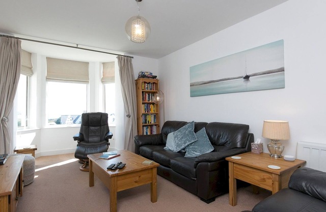 Pass the Keys | Spectacular Sea View Apartment with free Parking