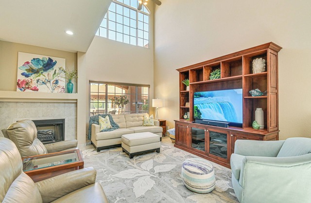 Patio & Pool Access: Lake Havasu City Gem