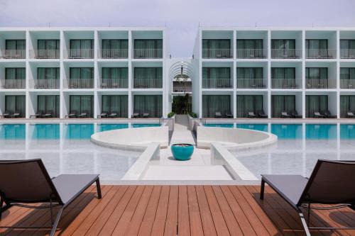 Patong Beach Hotel by See2Sea