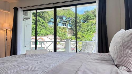 Patong Center Comfort Stay