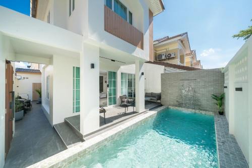 Patong private pool Villa 5BR 4Bath