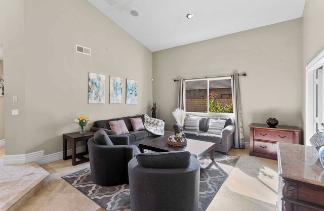 Peaceful 4BR Escape｜Private Pool｜Garage Access｜Perfect for Families #41637