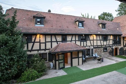 Peaceful and spacious stay in Hangenbieten