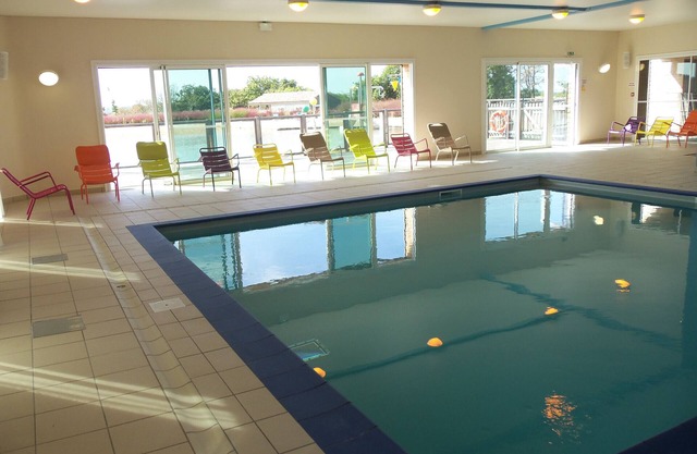 Peaceful Chalet with Pool near Lake and Beaches - 2 Bedrooms