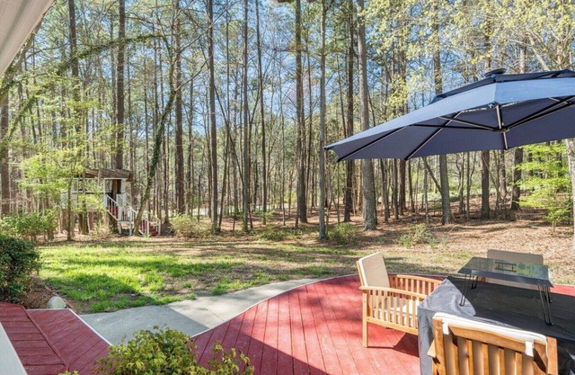 Peaceful Oasis in North Carolina Hills 1363