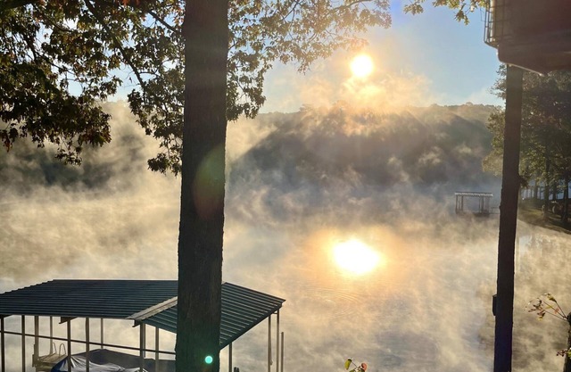 Peaceful Retreat on the Lake