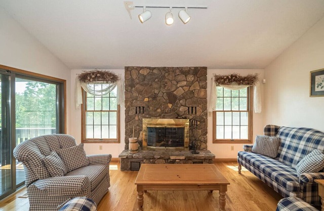 PEACEFUL retreat in NATURE on 100-Acre Property
