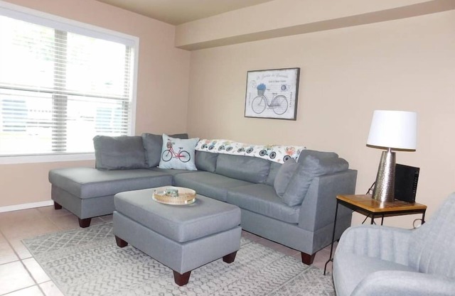 Pedal Inn 5 - Convenient Economy Unit for Pets