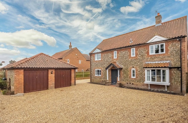 Pedmore House - Holt, Luxury Detached Property