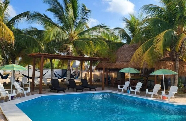 Pelican Inn at Las Dunas Chelem Hotel