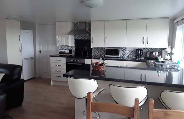 Pen y Banc,peaceful & relaxing, coastal walks, beaches, near Aberaeron/New Quay