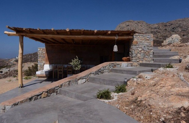 Pende Natura Residence – KELI | Sea & Mountain View Cottage