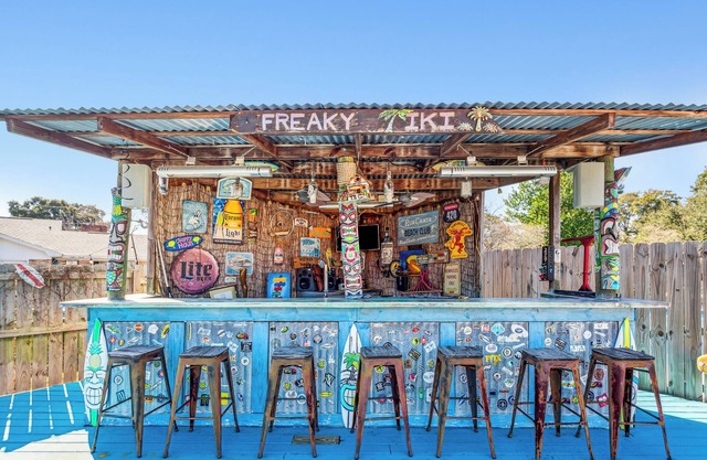Pensacola Tiki Paradise