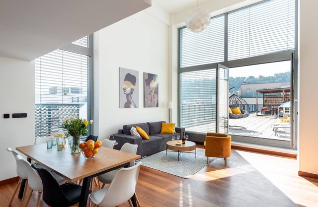 Penthouse with terrace and parking