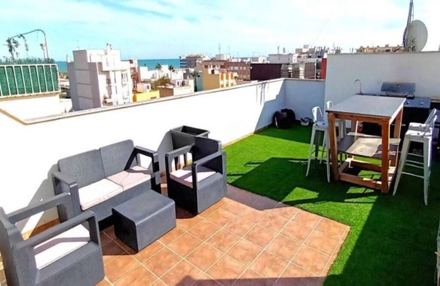 PENTHOUSE WITH SEA VIEWS
