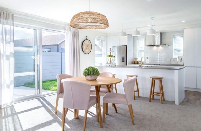 Peony Getaway, Greytown