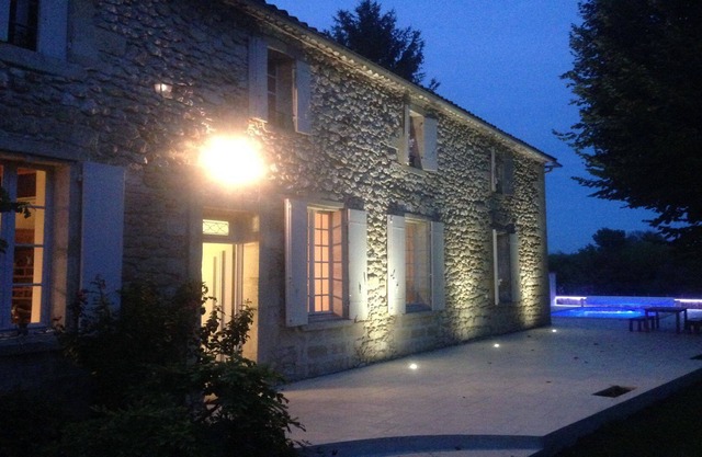 Perfect Family Holiday Retreat, on Dordogne River, Flaujagues, near St Emilion