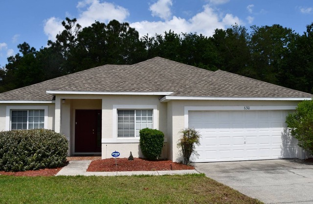 Perfect Family Villa with Private Pool and featured Gameroom minutes away from Disney!