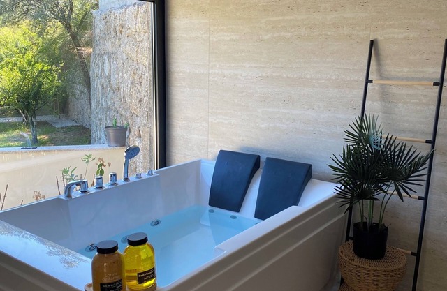 Perfect Getaway in the Heart of Nature - Pet Friendly