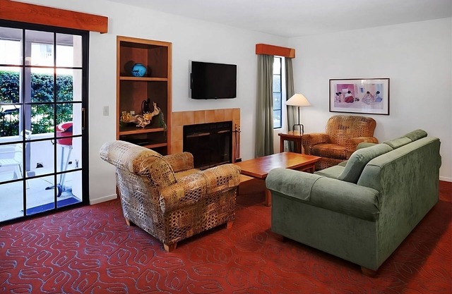 Perfect Getaway! Game Room, Mountain Biking, Near Guy B Woodward Museum
