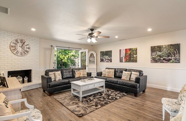 Perfect Getaway, Peaceful Escape, Beautiful Seasonal Flower & Vegetable Gardens