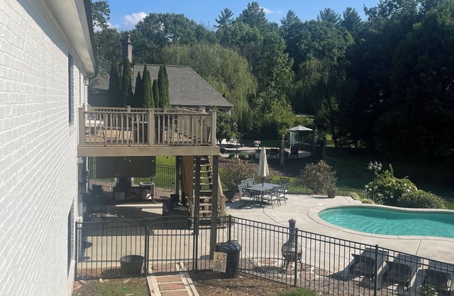 Perfect Location in Charming Lenoir, NC