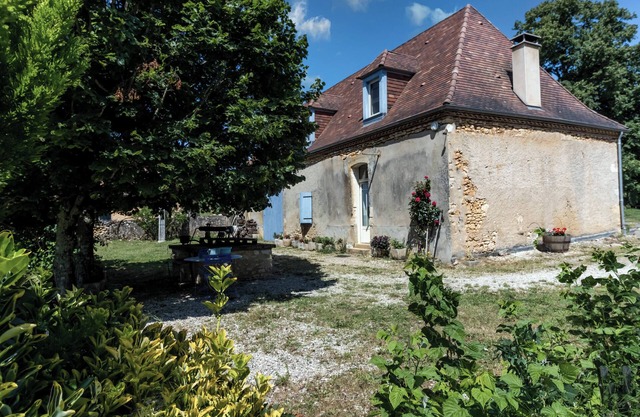 Périgord Farmhouse "Chez Reine" – Authenticity and Tranquility in the Heart of Nature