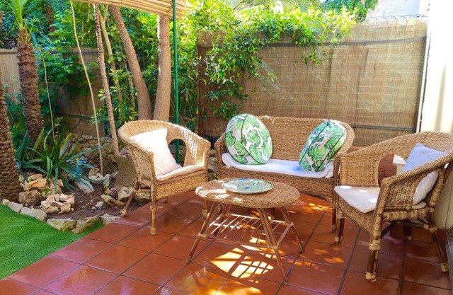 Perlaz Guest House, at few steps from the beach