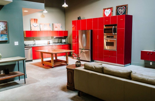 Pet-Friendly 2BR Loft by MHM Luxury Properties