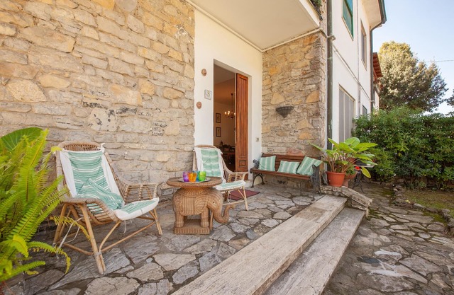 Pet friendly apartment in Tirrenia -PI-