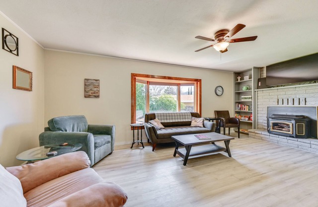 Pet-Friendly Camp Verde Home w/Gas Grill!
