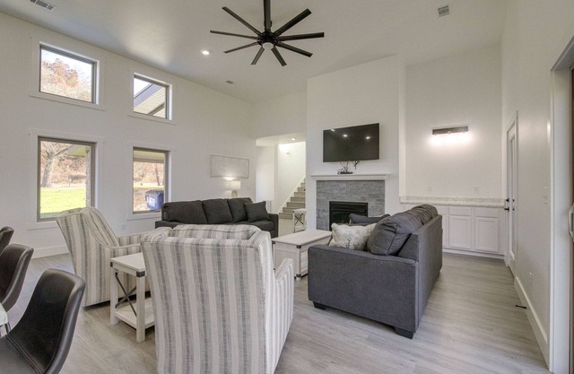 Pet-Friendly Cotter Retreat w/Deck & Gas Grill!