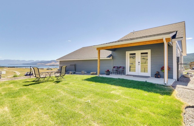 Pet-Friendly Elmo Home w/Mountain & Lake Views!