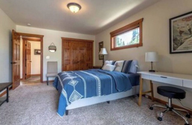 Pet-friendly Grand Lake Retreat with a Hot Tub