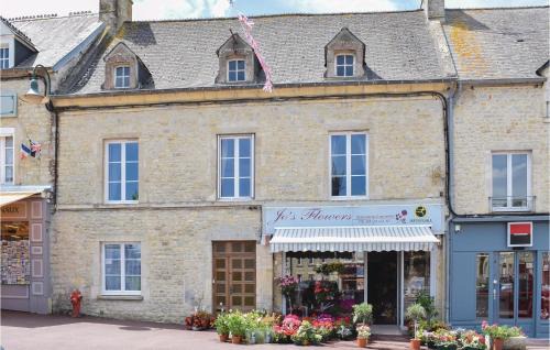 Pet Friendly Home In Sainte-Mère-Eglise