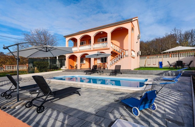 Pet friendly home in Slivnica gornja