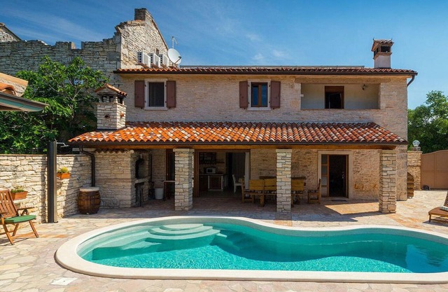 Pet friendly home in Barban