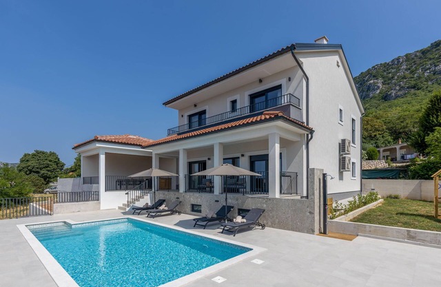 Pet friendly home in Bribir with sauna