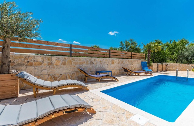 Pet friendly home in Drage with WiFi