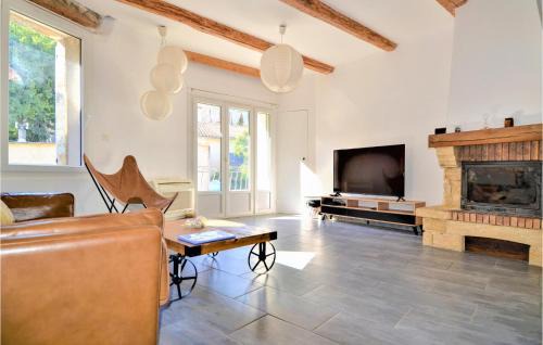 Pet Friendly Home In Laudun-L'ardoise