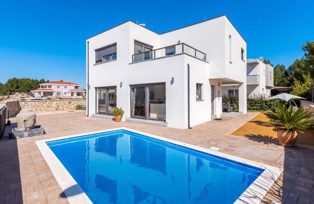 Pet friendly home in Srima with WiFi