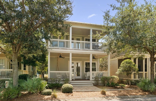 Pet Friendly Nature Walk Getaway | LSV | 6 Bikes | Olympic Size Pool Access