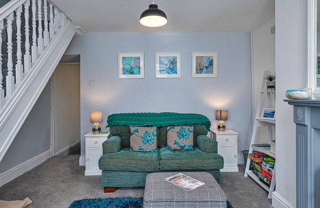 Pet-Friendly scenic cottage in Snowdonia, No Deposit