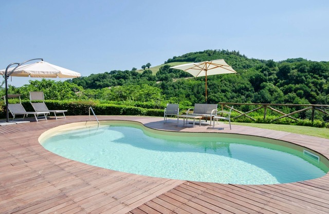 Pet-Friendly Villa with Pool