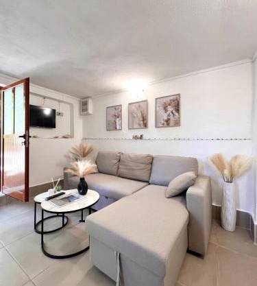 Petra Oliva Apartment