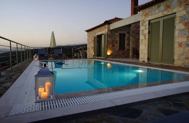 PHAEDRA, Luxury Villa with private pool in Stoupa