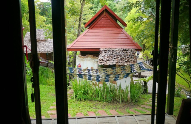 Pho Rak Nah Pai Guesthouse