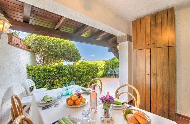 Piazzetta Villa Pieds Dans L’eau, Porto San Paolo, Italy