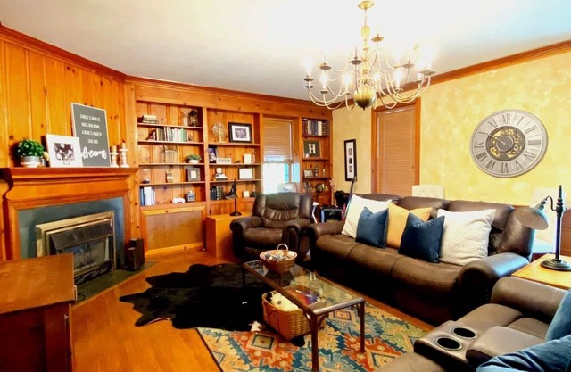 Picture room at The Vintage Oak Estate and venue